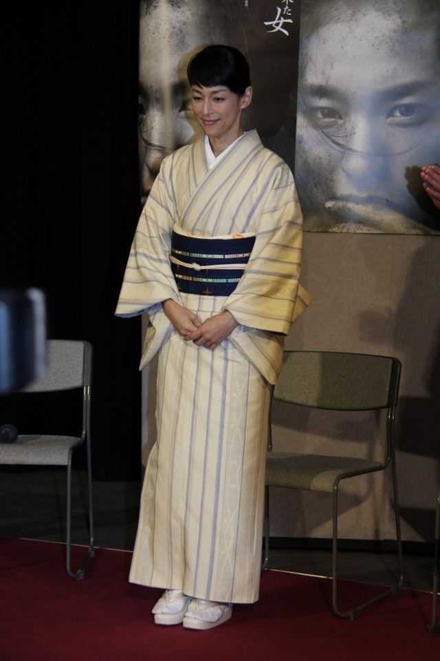 “ニュー真千子”に期待！尾野真千子ら「足尾から来た女」取材会フォトギャラリー：フォトギャラリー