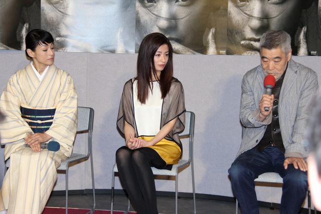 “ニュー真千子”に期待！尾野真千子ら「足尾から来た女」取材会フォトギャラリー（5枚目）