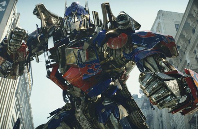 バンブルビーのドアップ！『トランスフォーマー』場面写真：フォトギャラリー