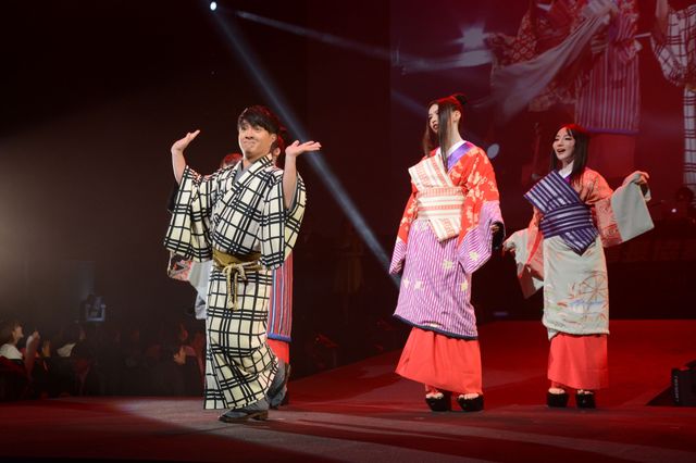 山田孝之、サルを引き連れて登場！小栗旬、柴咲コウ、向井理、キスマイ藤ヶ谷ら登壇『信長協奏曲』完成披露試写会ギャラリー（7枚目）