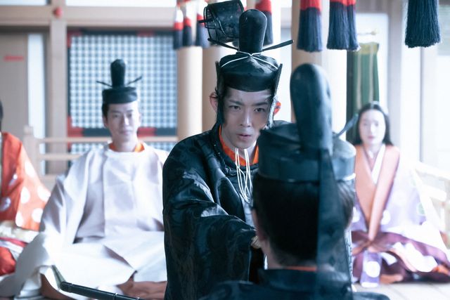 「光る君へ」隆家（竜星涼）が舞を披露！16回場面写真（4枚目）