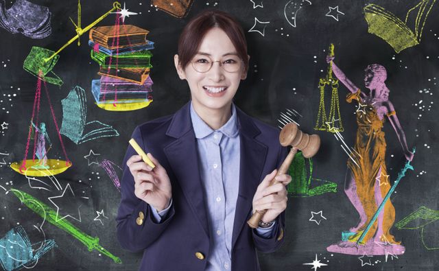 北川景子の教師スタイル！全身画像（2枚目）