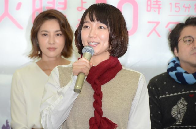 吉岡里帆の誕生日を桐谷健太＆向井理もお祝い！「きみが心に棲みついた」制作発表会見：フォトギャラリー