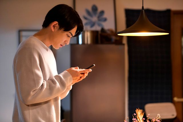 幸せな日々…映画『チェリまほ THE MOVIE ～30歳まで童貞だと魔法使いになれるらしい～』場面カット（9枚目）