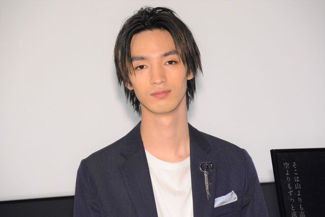 クールな3人！清水尋也×井手内創監督×内山拓也監督、2年越し公開の『青い、森』初日舞台挨拶（8枚目）