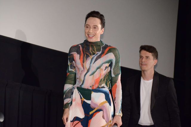 ジョニー・ウィアー、自ら購入した衣装で『氷上の王、ジョン・カリー』イベントへ（9枚目）