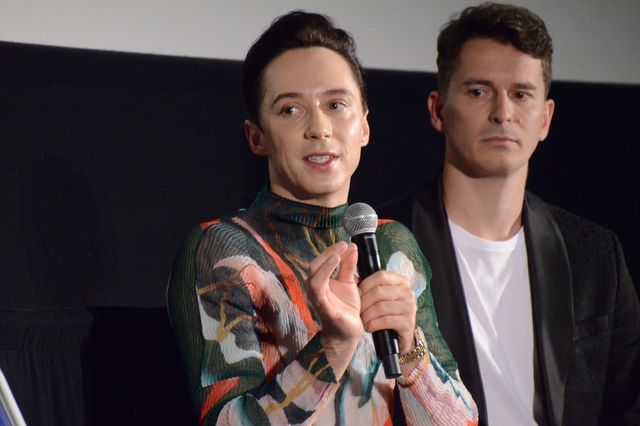 ジョニー・ウィアー、自ら購入した衣装で『氷上の王、ジョン・カリー』イベントへ（12枚目）