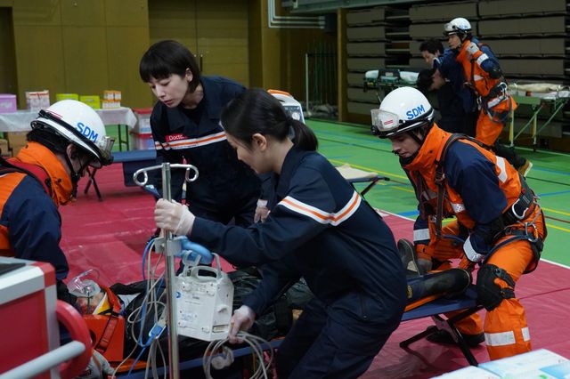 「ブルーモーメント」晴原の“答え”に沸いた最終回場面写真（14枚目）