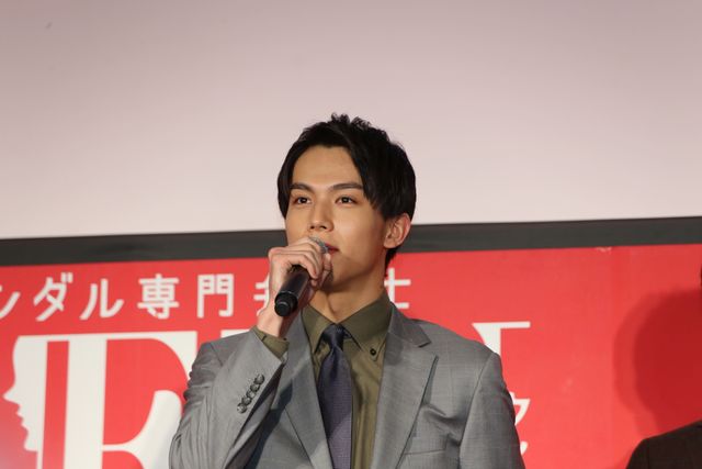 竹内結子、水川あさみ、中川大志ら「スキャンダル専門弁護士　QUEEN」チーム集結（6枚目）