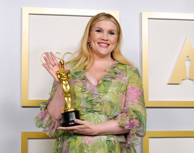 まさかの番狂わせも!?オスカーを手にして喜ぶ受賞者（4枚目）