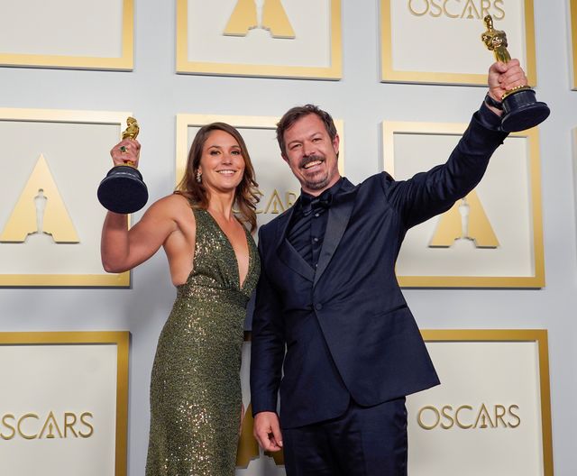 まさかの番狂わせも!?オスカーを手にして喜ぶ受賞者（7枚目）