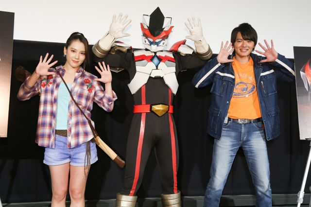 濱田龍臣、ドンシャインとグータッチ！『劇場版 ウルトラマンジード』イベント（2枚目）