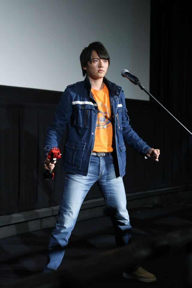 濱田龍臣、ドンシャインとグータッチ！『劇場版 ウルトラマンジード』イベント（8枚目）