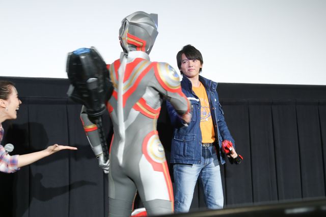 濱田龍臣、ドンシャインとグータッチ！『劇場版 ウルトラマンジード』イベント（9枚目）