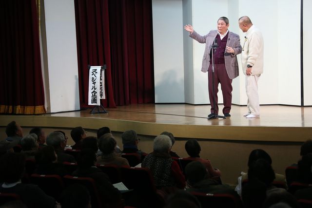 ビートたけし、笑福亭鶴瓶と古巣のステージに登場！フォトギャラリー（2枚目）