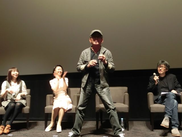 映画『ライジング・ドラゴン』初日舞台あいさつフォトギャラリー（3枚目）