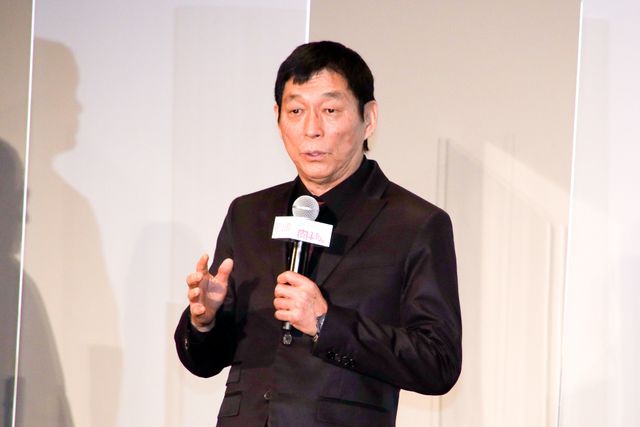 明石家さんま、Cocomiらが鏡開き！『漁港の肉子ちゃん』公開記念舞台あいさつ（6枚目）