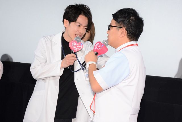 佐藤健、白衣姿がイケメンすぎ！ドラマ「恋はつづくよどこまでも」プレミアム試写会＆舞台あいさつ（11枚目）