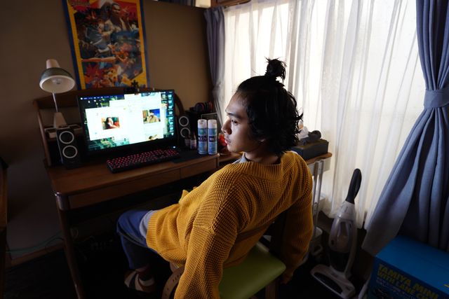 北村匠海が主演！日英共同企画SPドラマ「名探偵ステイホームズ」より（4枚目）