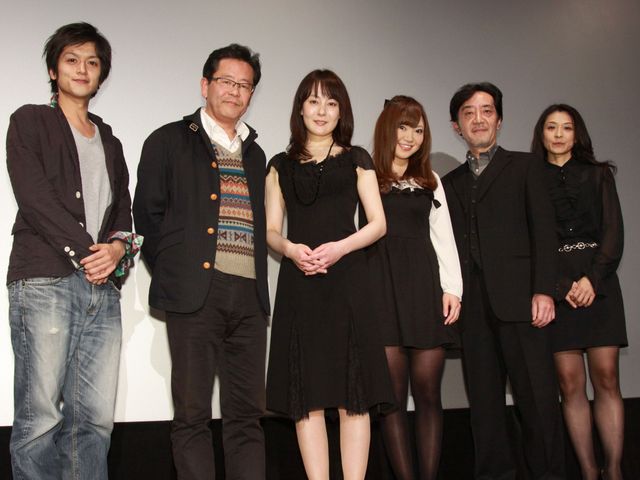 葉山レイコ、21歳の娘がいる人妻を初体験!!　その娘役の元AKB48成田梨紗の初体験は…？　画像ギャラリー（4枚目）