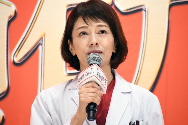 『科捜研の女　－劇場版－』公開記念舞台あいさつ（2枚目）