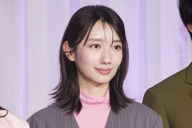 波瑠、麻生久美子、柳俊太郎、ACEes・作間龍斗ら登壇「月夜行路（げつやこうろ）ー答えは名作の中にー」制作発表会見（2枚目）