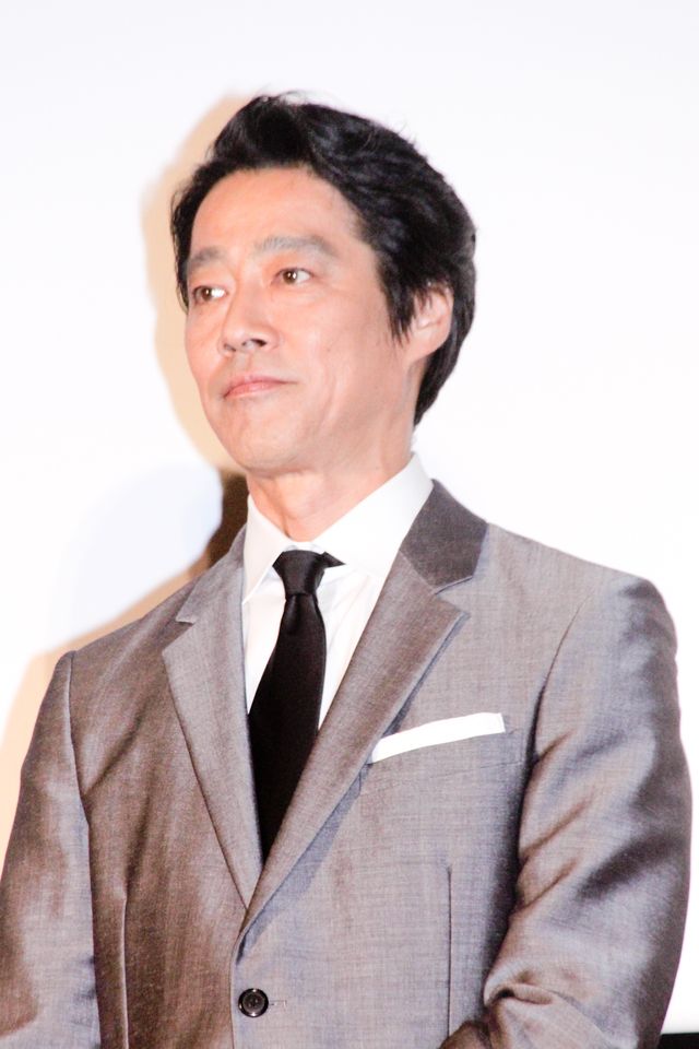 中島健人、黒ドレスの池田エライザらと登壇『おまえの罪を自白しろ』初日舞台挨拶（5枚目）