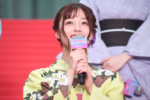 橋本環奈、杉野遥亮、鈴鹿央士、馬場ふみから浴衣姿で登壇！『バイオレンスアクション』完成披露試写会（11枚目）