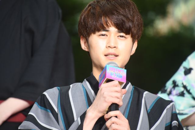 橋本環奈、杉野遥亮、鈴鹿央士、馬場ふみから浴衣姿で登壇！『バイオレンスアクション』完成披露試写会（15枚目）