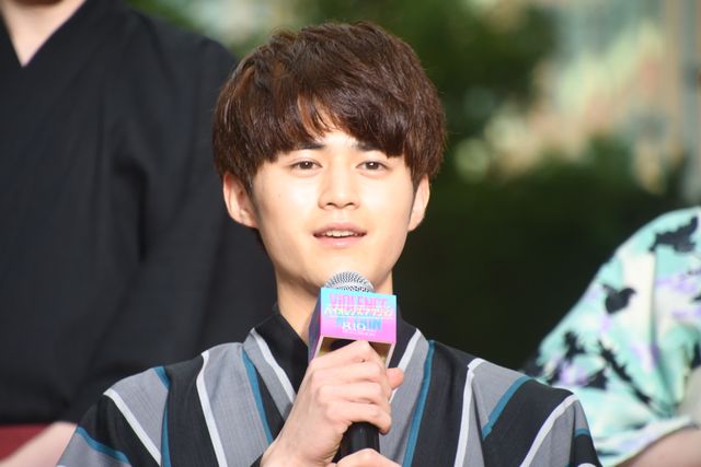 橋本環奈、杉野遥亮、鈴鹿央士、馬場ふみから浴衣姿で登壇！『バイオレンスアクション』完成披露試写会（16枚目）