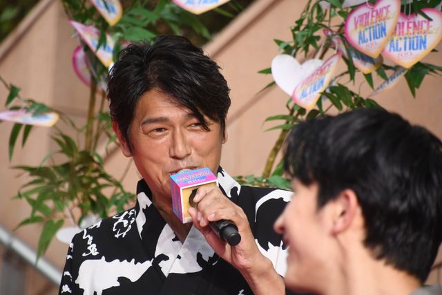 橋本環奈、杉野遥亮、鈴鹿央士、馬場ふみから浴衣姿で登壇！『バイオレンスアクション』完成披露試写会（27枚目）