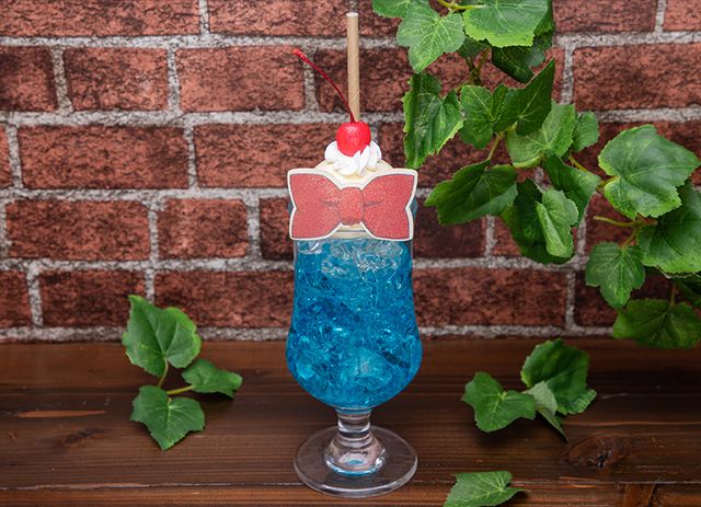 「名探偵コナンカフェ」のメニュー＆グッズの一部（2枚目）