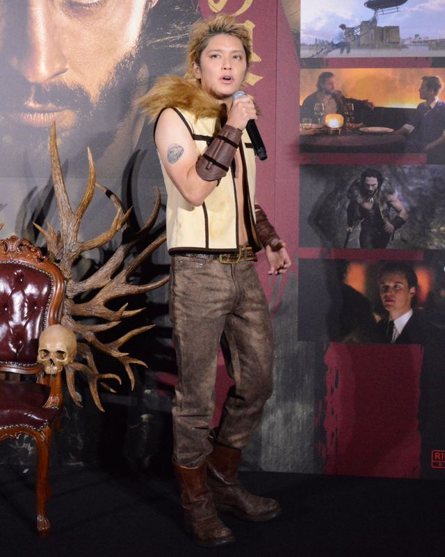 手越祐也、マーベルキャラのコスプレで「テイッ！」 映画『クレイヴン・ザ・ハンター』トークイベント（4枚目）