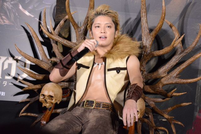 手越祐也、マーベルキャラのコスプレで「テイッ！」 映画『クレイヴン・ザ・ハンター』トークイベント（5枚目）