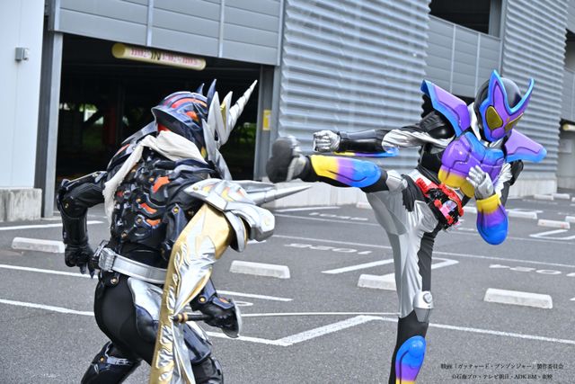 仮面ライダーガヴvsドレットルーパー壱式！