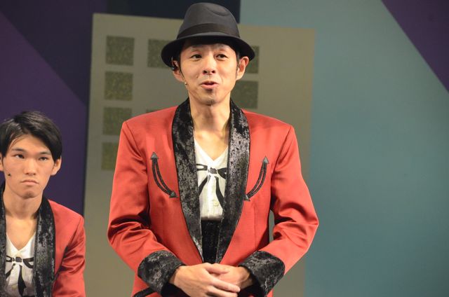 瑛太、歌声も披露　宮藤官九郎作ロックオペラにアドレナリン全開　画像ギャラリー（10枚目）