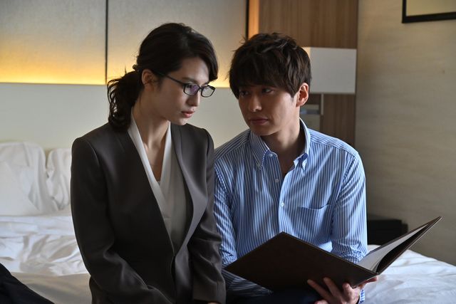 朝倉麗の選対スタッフが潜入捜査…「24 JAPAN」第17話:フォトギャラリー