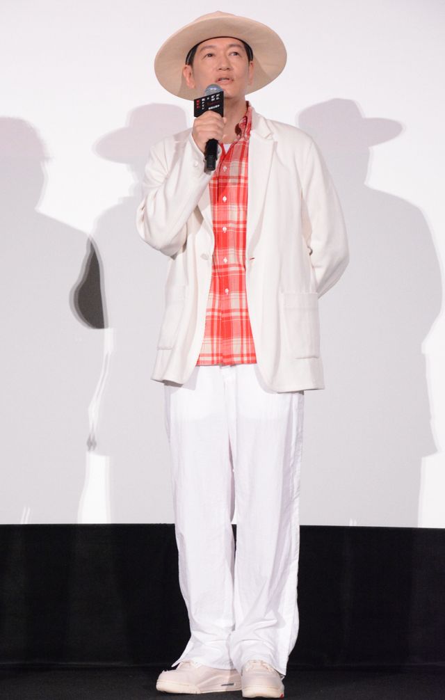 飯豊まりえ、玉城ティナが美麗衣装で登壇！高橋一生主演『岸辺露伴は動かない　懺悔室』公開記念舞台あいさつ（18枚目）