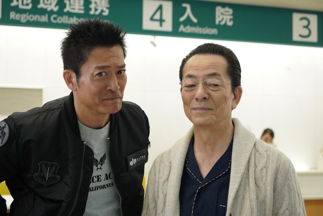 怪しすぎるコンサル集団…「相棒season23」第12話場面カット（4枚目）