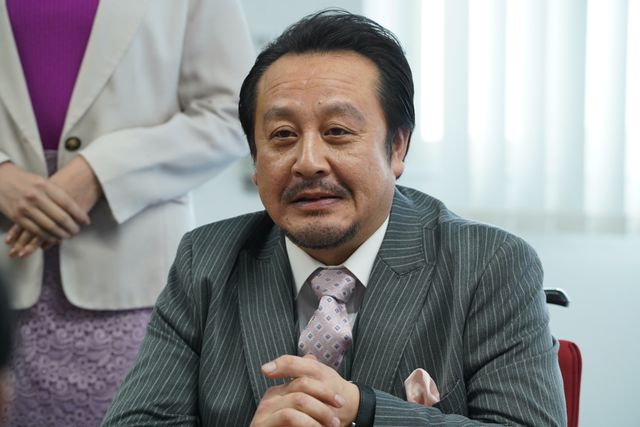 怪しすぎるコンサル集団…「相棒season23」第12話場面カット（5枚目）