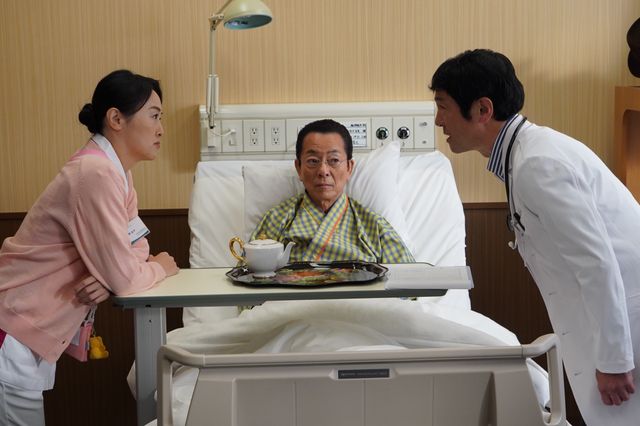 怪しすぎるコンサル集団…「相棒season23」第12話場面カット（11枚目）