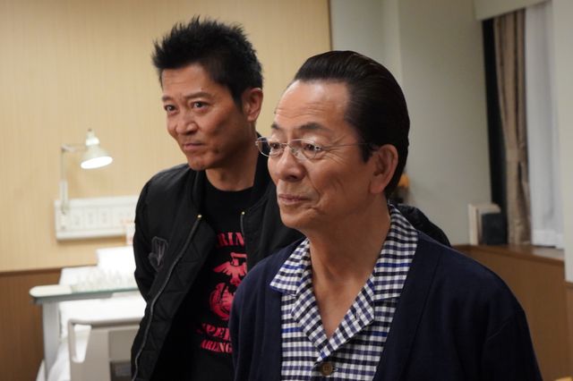 怪しすぎるコンサル集団…「相棒season23」第12話場面カット（12枚目）