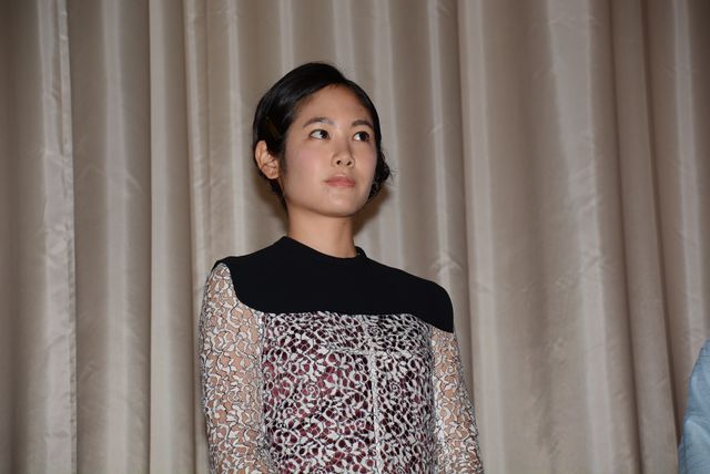 立ち姿がそっくり！村上淳＆息子の虹郎フォトギャラリー（6枚目）