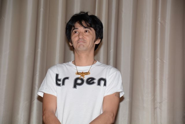 立ち姿がそっくり！村上淳＆息子の虹郎フォトギャラリー（8枚目）