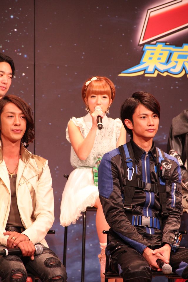 「仮面ライダーフォーゼ」「特命戦隊ゴーバスターズ」製作会見フォトギャラリー（2枚目）