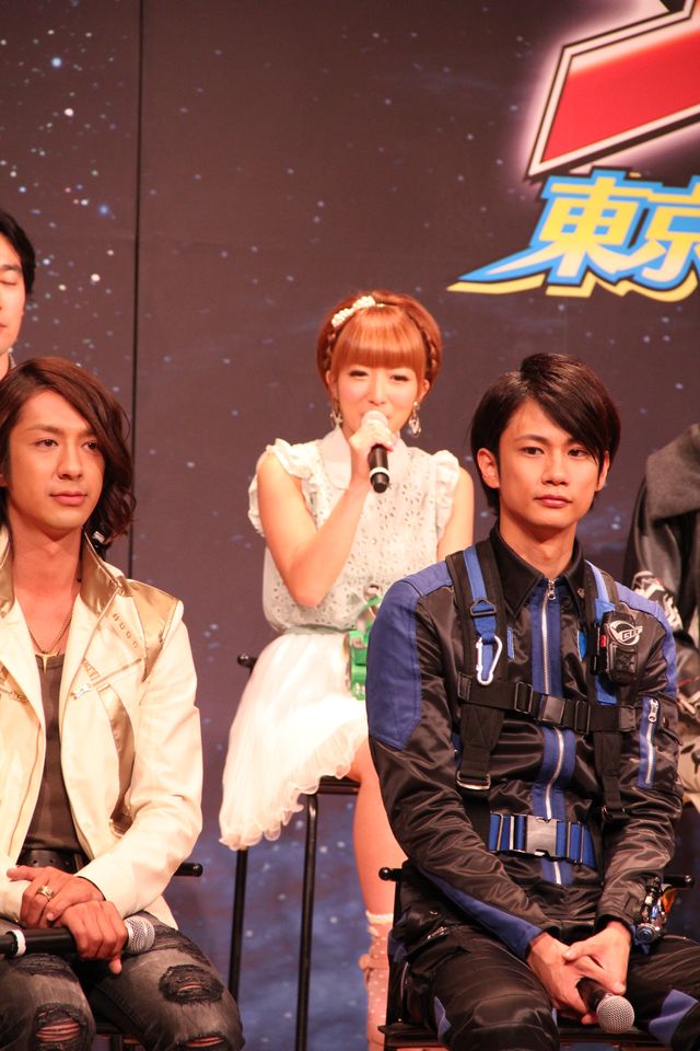 「仮面ライダーフォーゼ」「特命戦隊ゴーバスターズ」製作会見フォトギャラリー（3枚目）