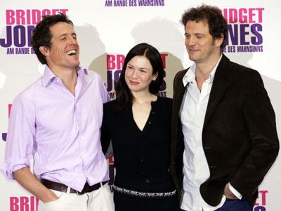 映画版に出演したヒュー・グラント、ブリジット役のレニー・ゼルウィガー、マーク役のコリン・ファース（左から）