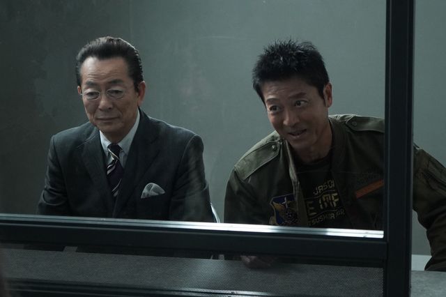 特命係が“総理の秘密”にたどり着く！