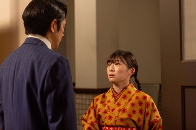 弁当を届けたら…「虎に翼」第2回の場面写真（5枚目）