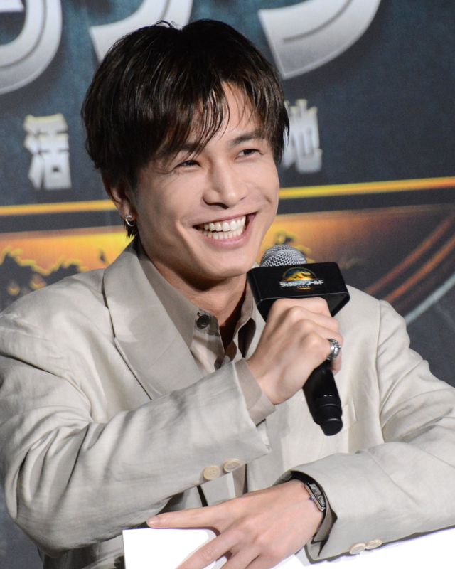 岩田剛典、5分で描いた恐竜の絵が上手すぎ！映画『ジュラシック・ワールド／復活の大地』新章始動イベント（4枚目）